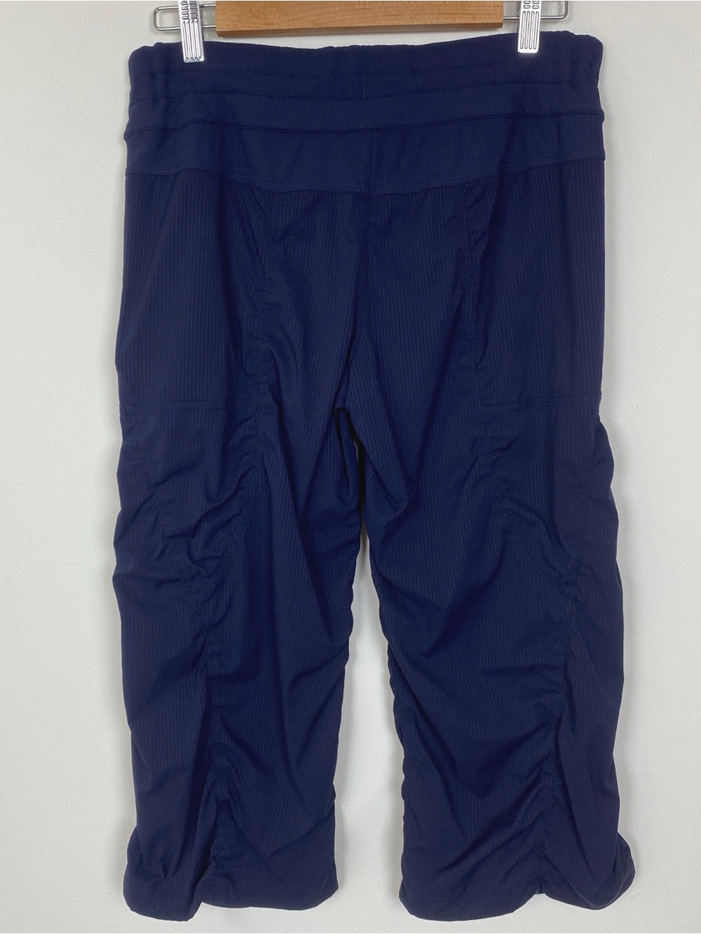 Lululemon Dance Studio Crop Navy Blue size 8 - Picture 3 of 8